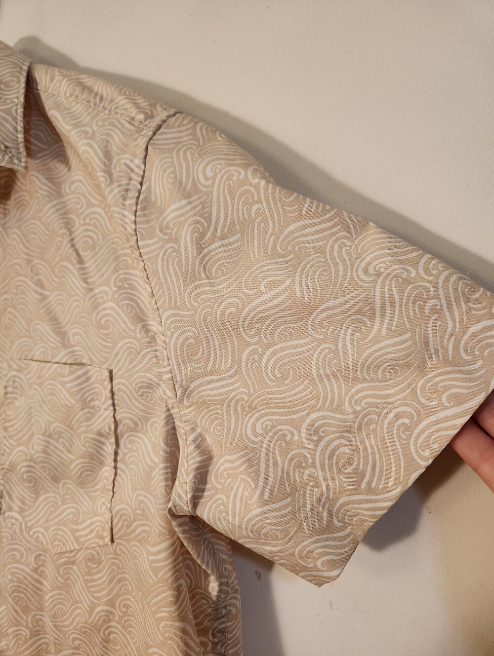 Sonoma Beige and White Wave-Print Button-Down Shirt